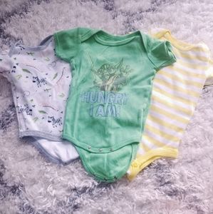 ✨2 for $25✨ 3 pack Onesies